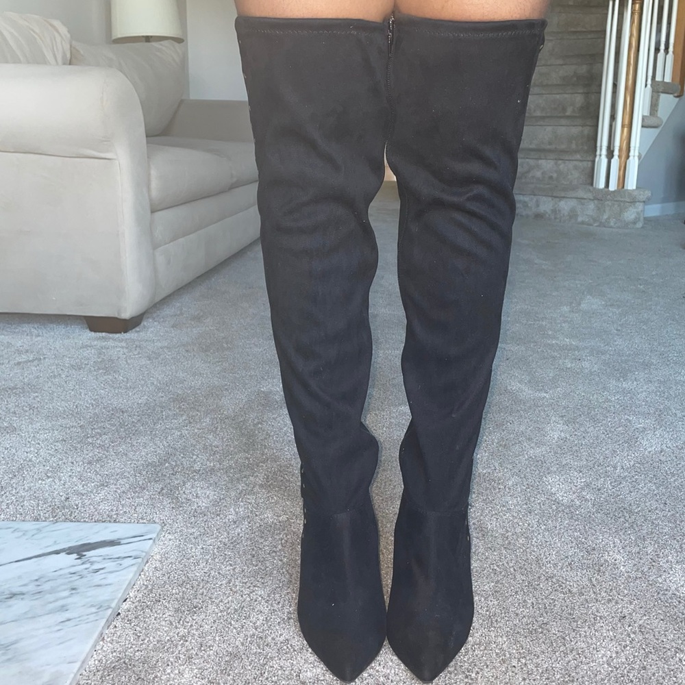 Black thigh high boots with heel size 8.5